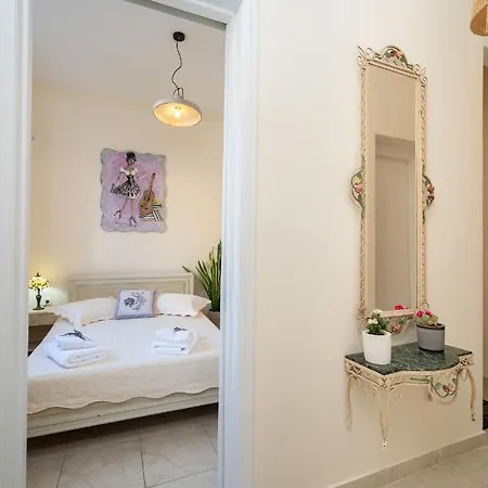 Flowers In The - Elegant In Vakantiehuis *